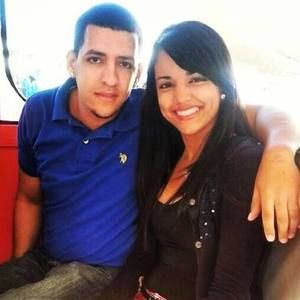 Meet your Posher, Naisha